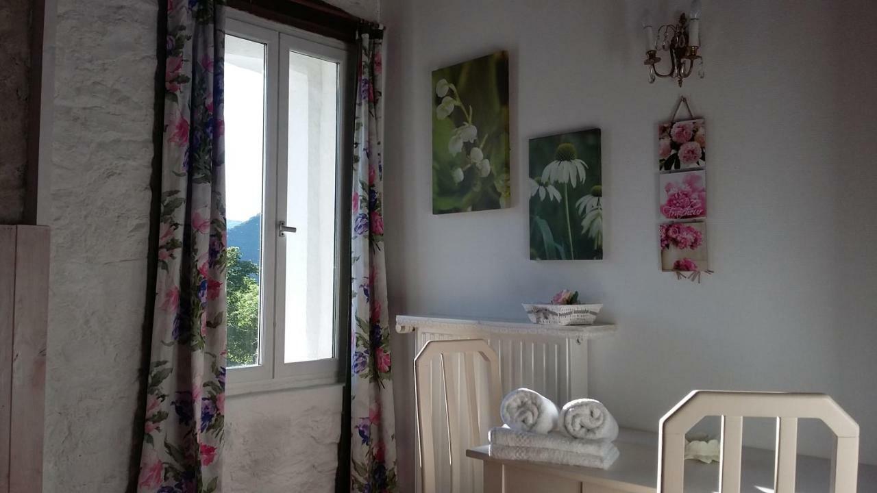 Bed and Breakfast L'Envolée Belvianes-et-Cavirac Exterior foto